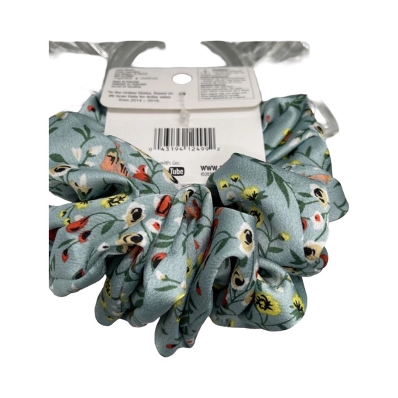 Scunci Floral Hair Scrunchie with Blue and Red Accents 2 pc set - Picture 3 of 4